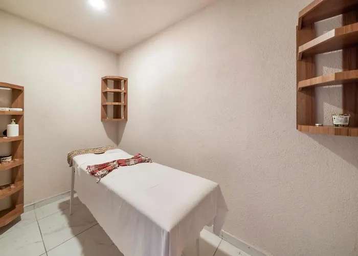 מלון Exclusive Mogons