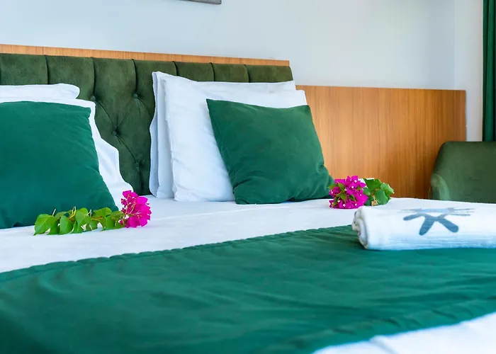 מלון Exclusive Mogons