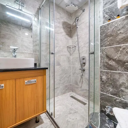 酒店 Exclusive Mogons *